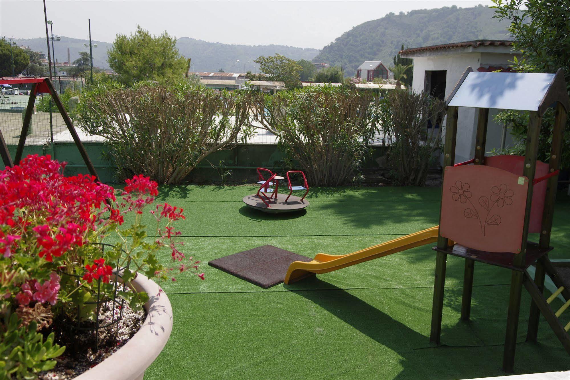 Tennis Hotel Pozzuoli Exterior foto